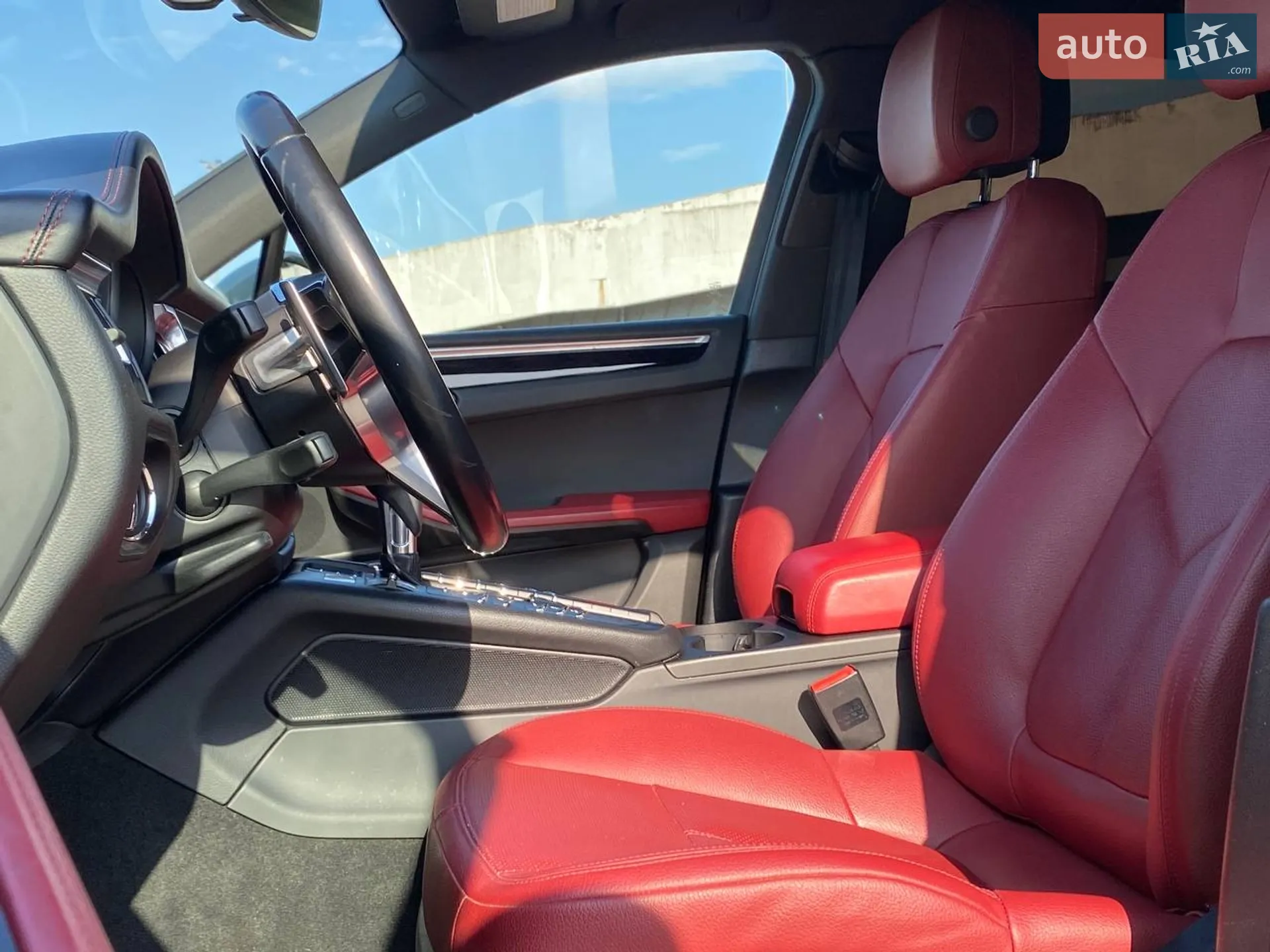 2020 Porsche Macan - мініатюра 11