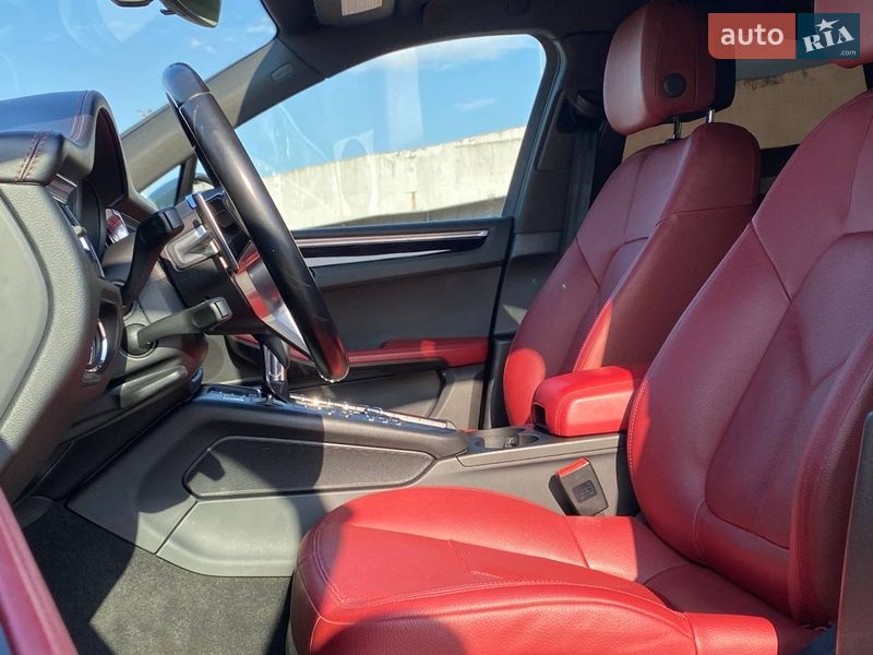 Внедорожник / Кроссовер Porsche Macan 2020 в Львове