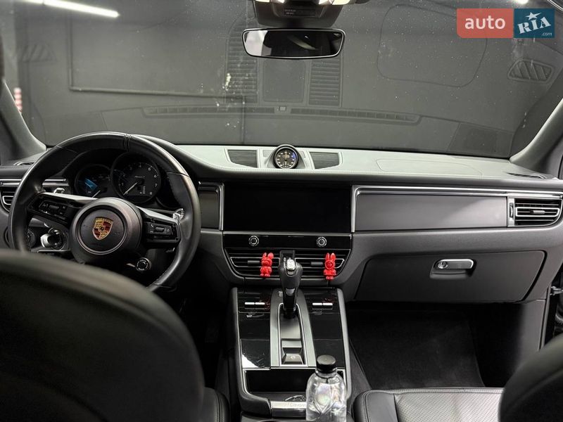 Внедорожник / Кроссовер Porsche Macan 2022 в Днепре