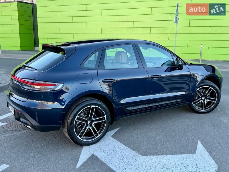 Позашляховик / Кросовер Porsche Macan 2021 в Києві
