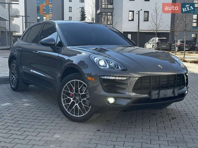 Позашляховик / Кросовер Porsche Macan 2015 в Івано-Франківську