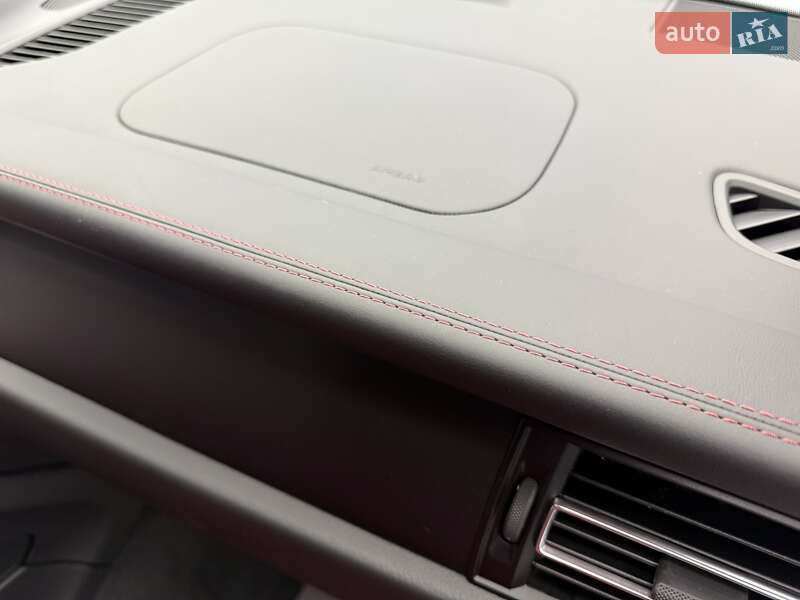 Внедорожник / Кроссовер Porsche Macan 2025 в Киеве