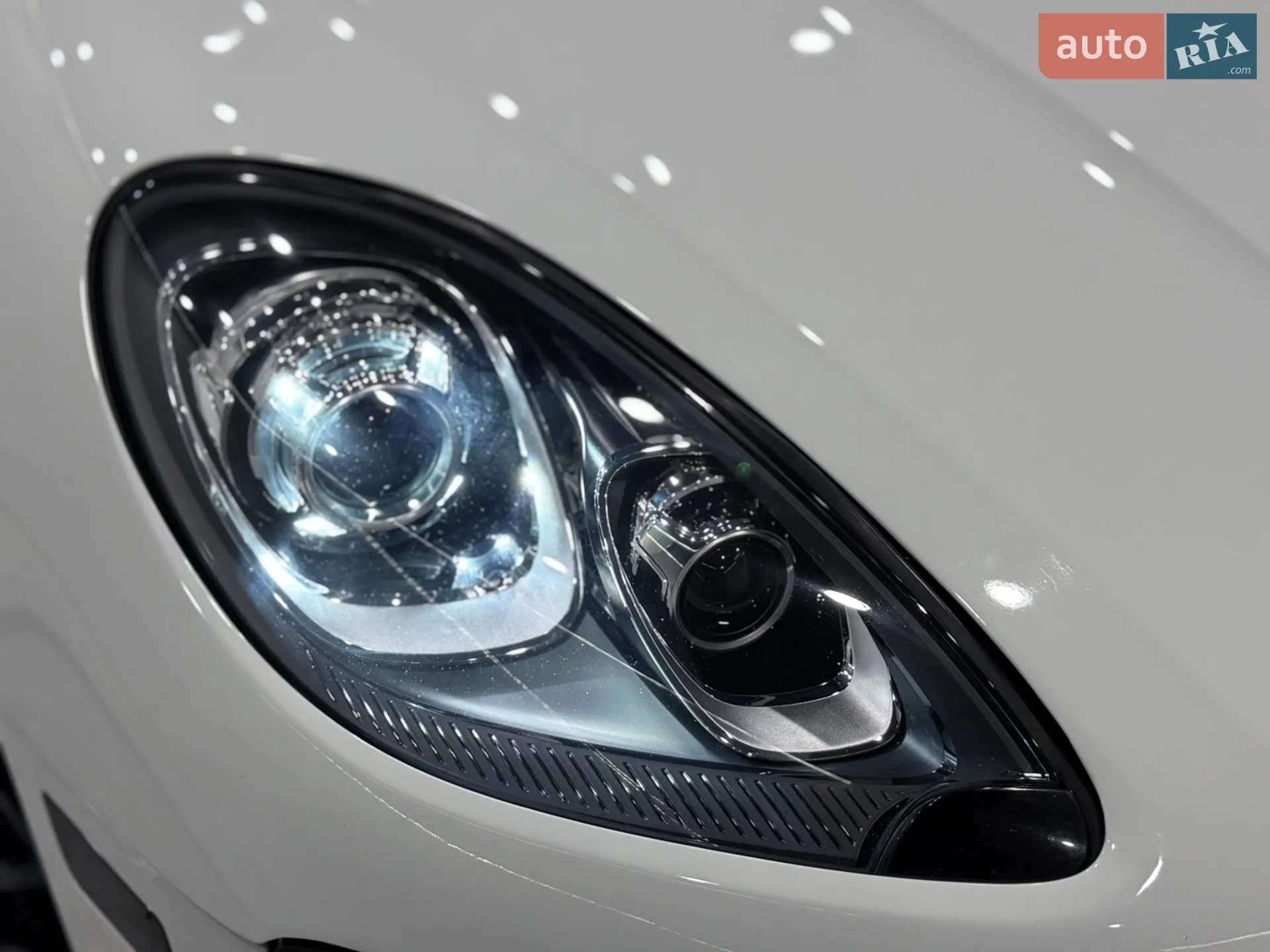 2015 Porsche Macan - мініатюра 6