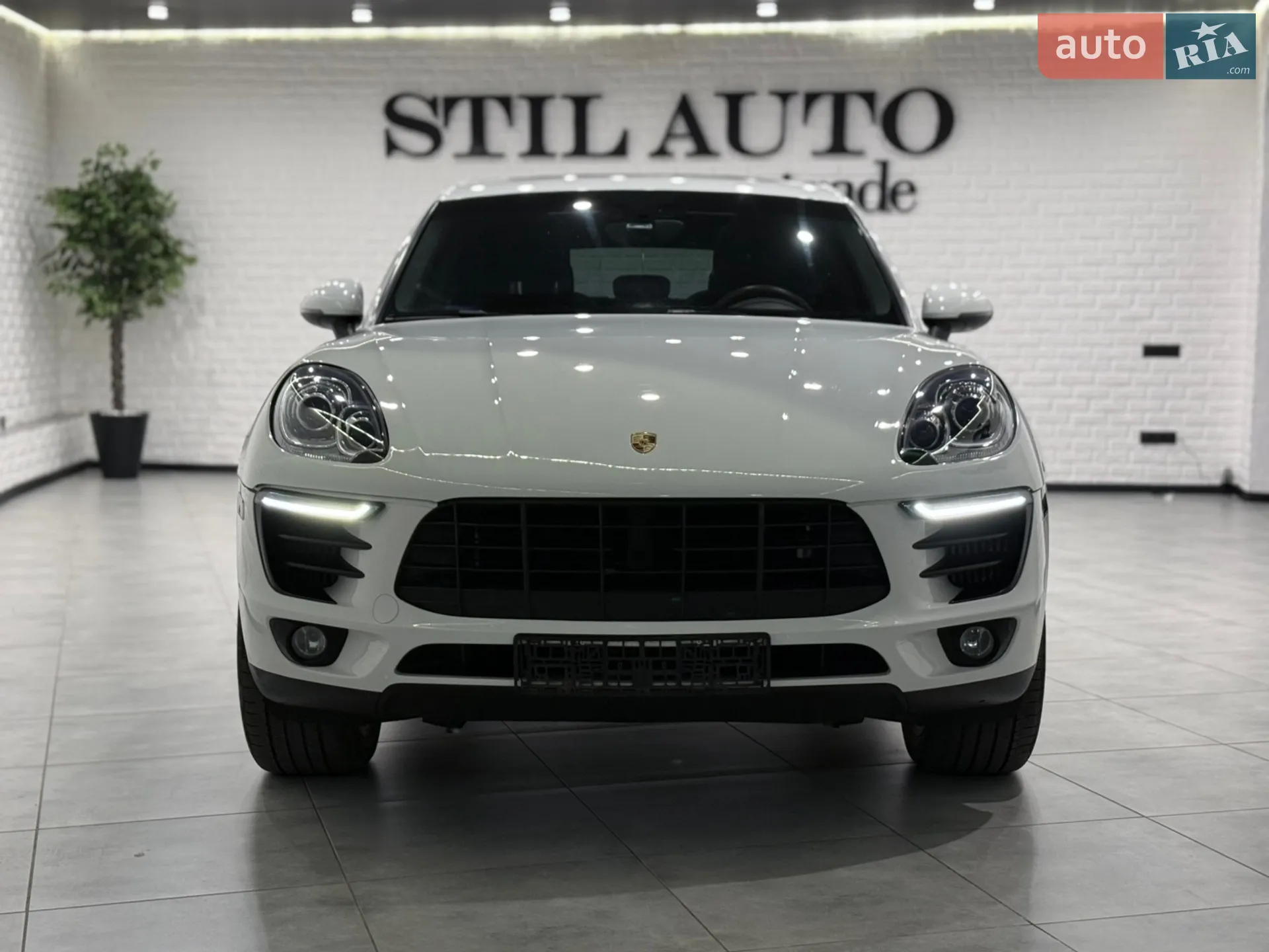 2015 Porsche Macan - мініатюра 16