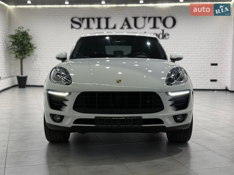 Внедорожник / Кроссовер Porsche Macan 2015 в Одессе