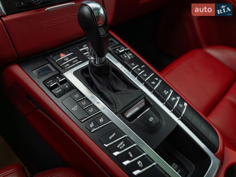 Позашляховик / Кросовер Porsche Macan 2015 в Києві фото 17 Позашляховик / Кросовер Porsche Macan 2015 в Києві
