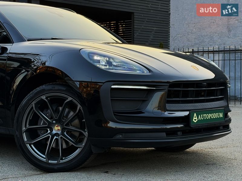 Позашляховик / Кросовер Porsche Macan 2022 в Києві