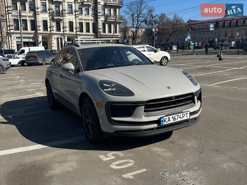 Внедорожник / Кроссовер Porsche Macan 2022 в Киеве