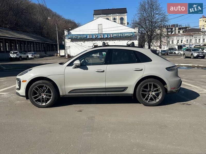 Внедорожник / Кроссовер Porsche Macan 2022 в Киеве