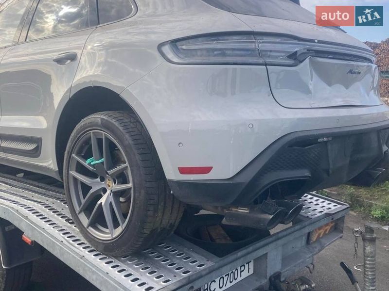 Внедорожник / Кроссовер Porsche Macan 2022 в Киеве