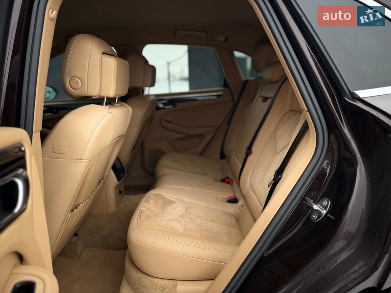 Позашляховик / Кросовер Porsche Macan 2015 в Львові