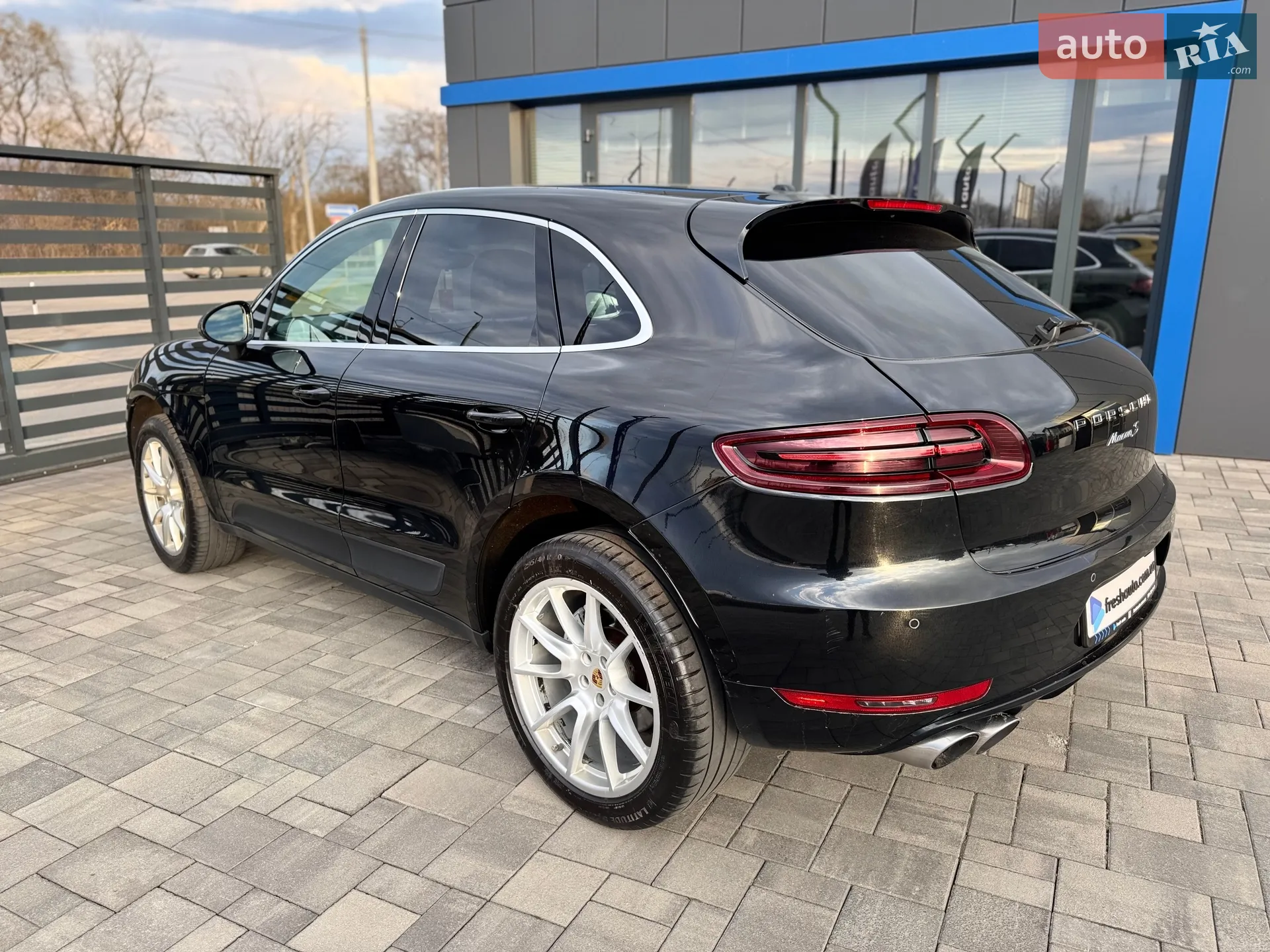 2015 Porsche Macan - мініатюра 11