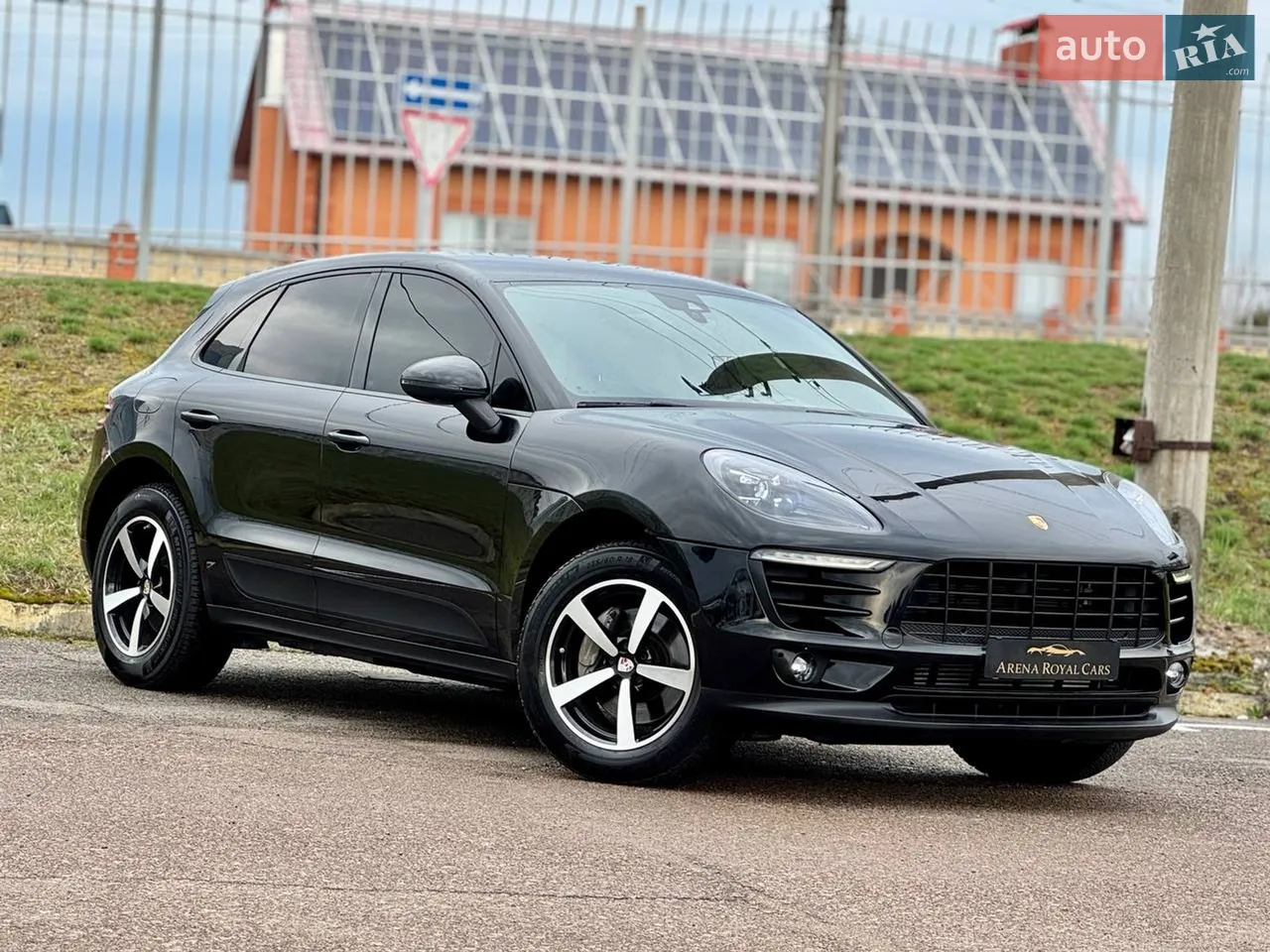 2019 Volkswagen Touareg - мініатюра 31