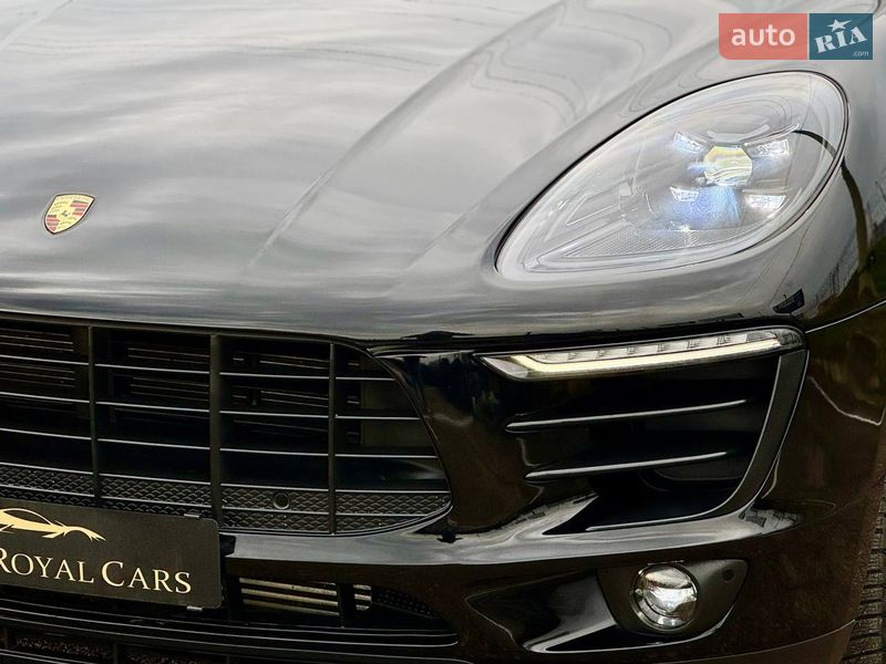 Позашляховик / Кросовер Porsche Macan 2018 в Києві