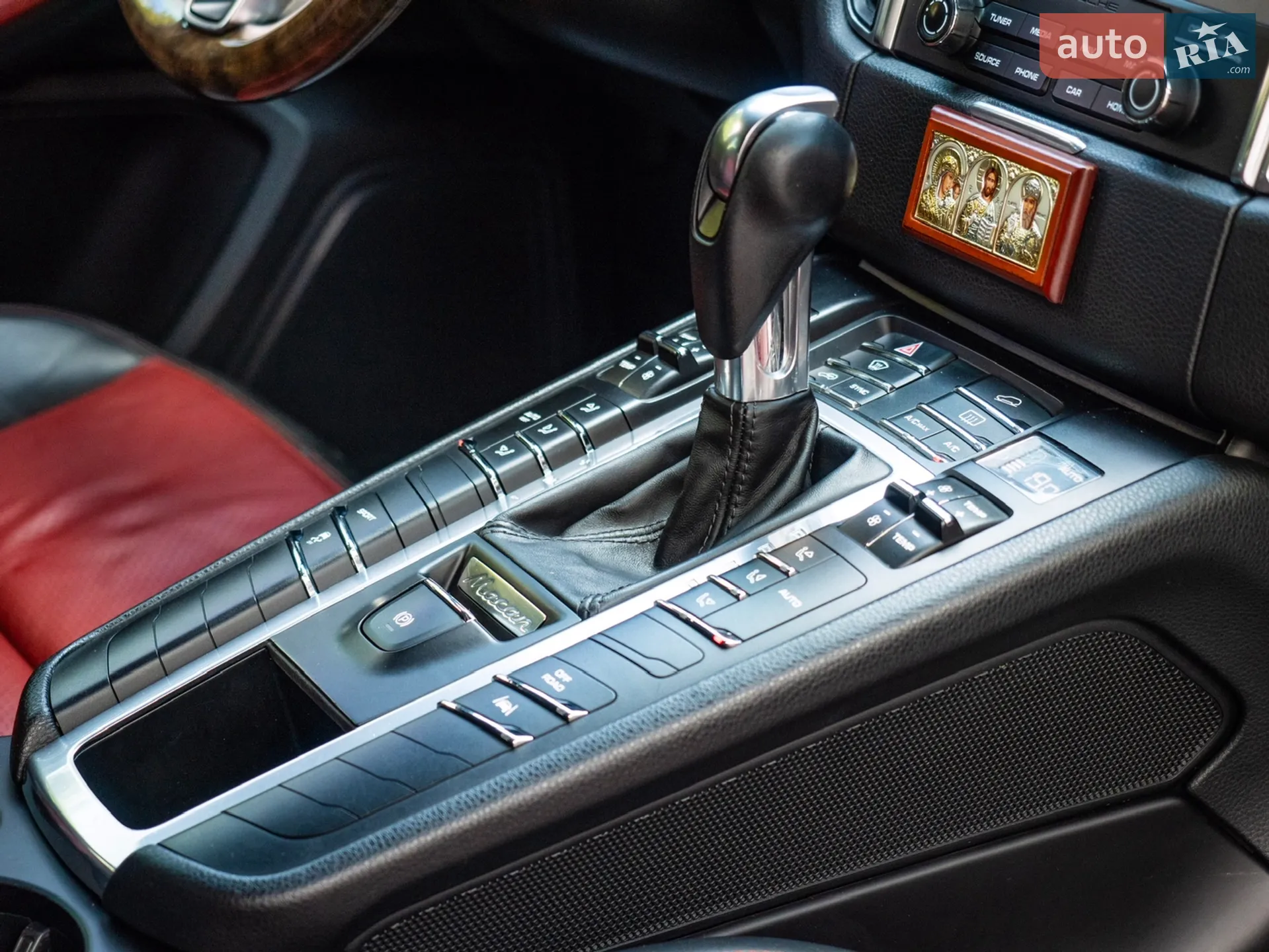 2016 Porsche Macan - мініатюра 31