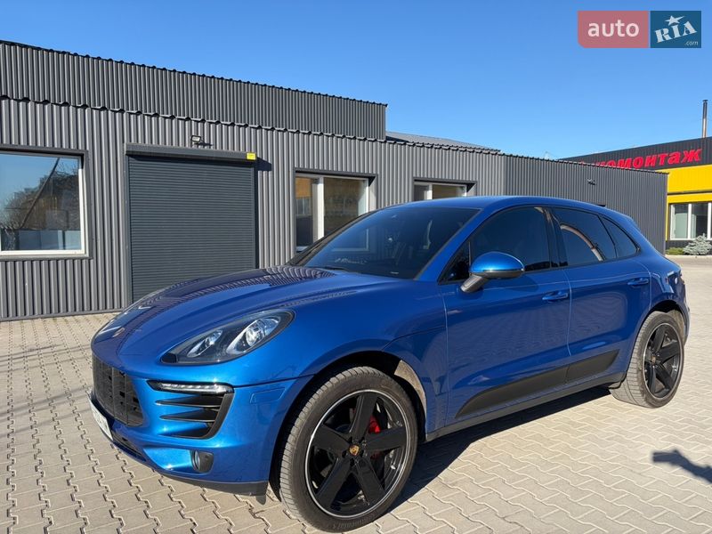 Позашляховик / Кросовер Porsche Macan 2017 в Києві