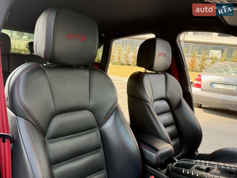 Позашляховик / Кросовер Porsche Macan 2016 в Києві фото 41 Позашляховик / Кросовер Porsche Macan 2016 в Києві