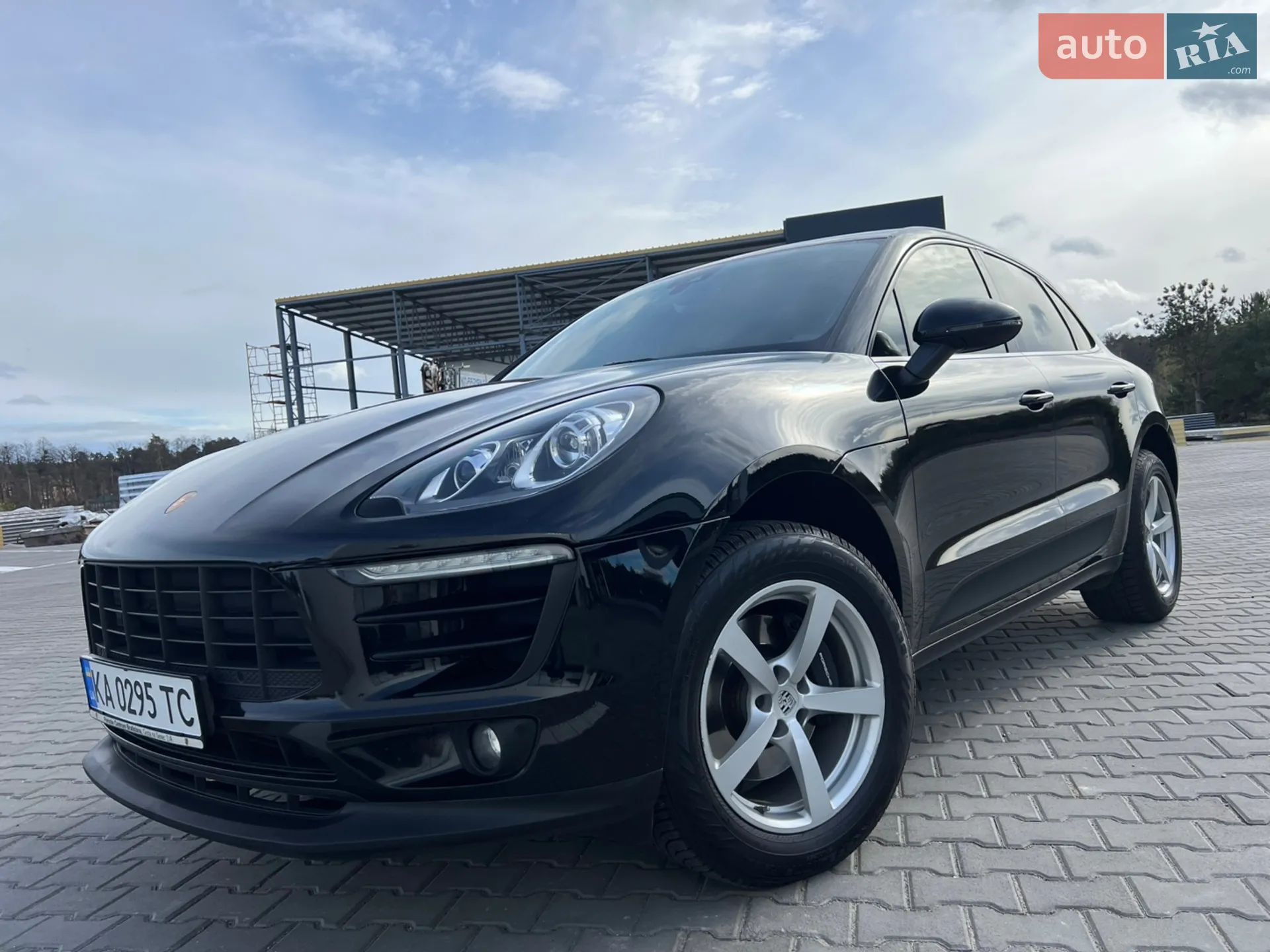 2017 Porsche Macan - мініатюра 4