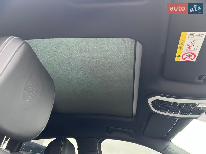 Позашляховик / Кросовер Porsche Macan 2022 в Києві