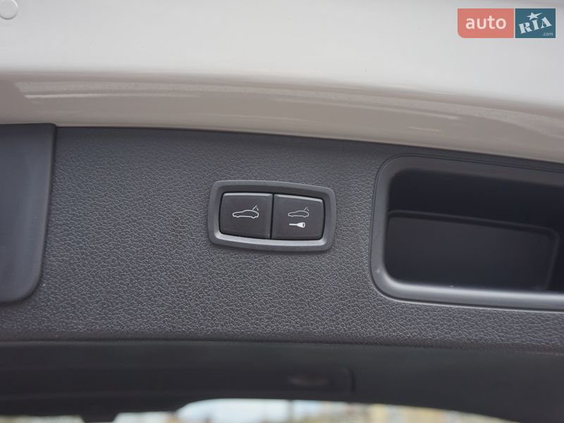 Позашляховик / Кросовер Porsche Macan 2022 в Одесі фото 45 Позашляховик / Кросовер Porsche Macan 2022 в Одесі