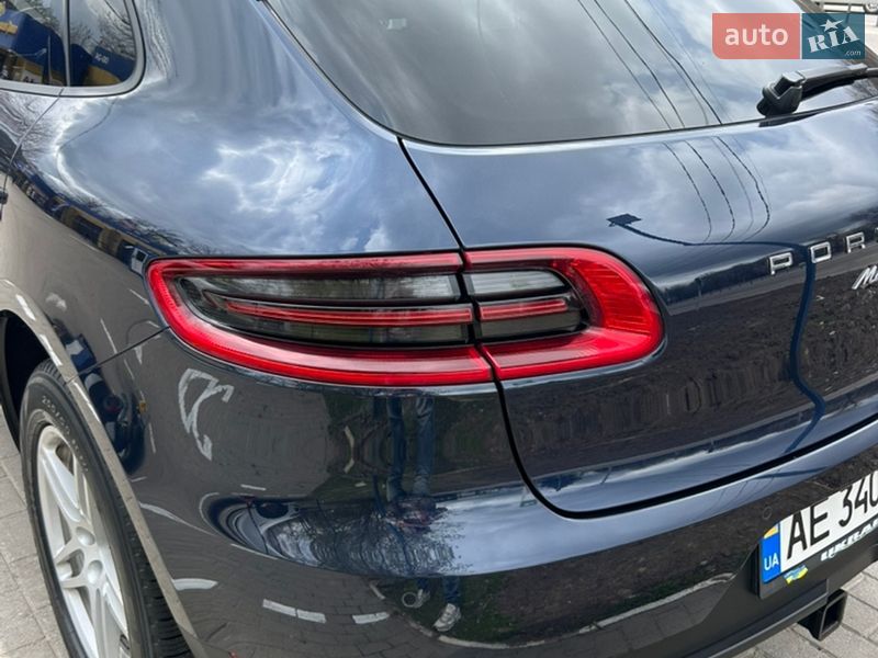 Позашляховик / Кросовер Porsche Macan 2018 в Дніпрі