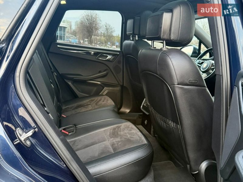 Позашляховик / Кросовер Porsche Macan 2018 в Києві