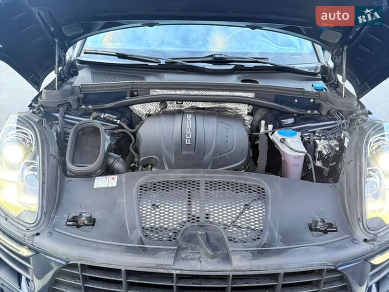 Позашляховик / Кросовер Porsche Macan 2018 в Києві