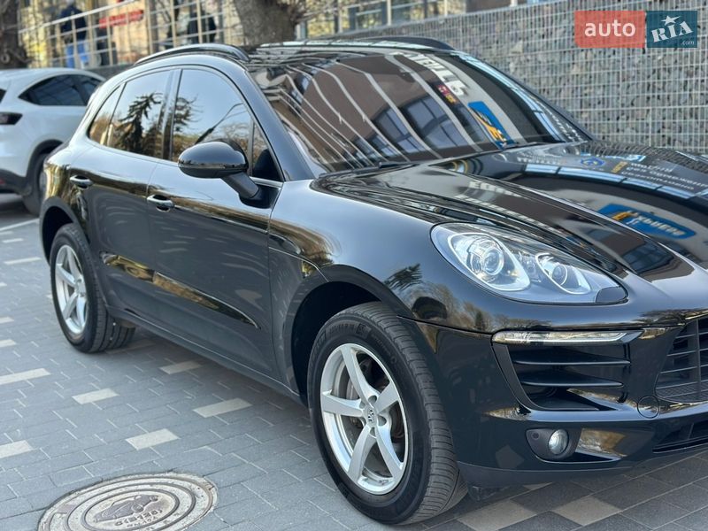 Позашляховик / Кросовер Porsche Macan 2018 в Тернополі