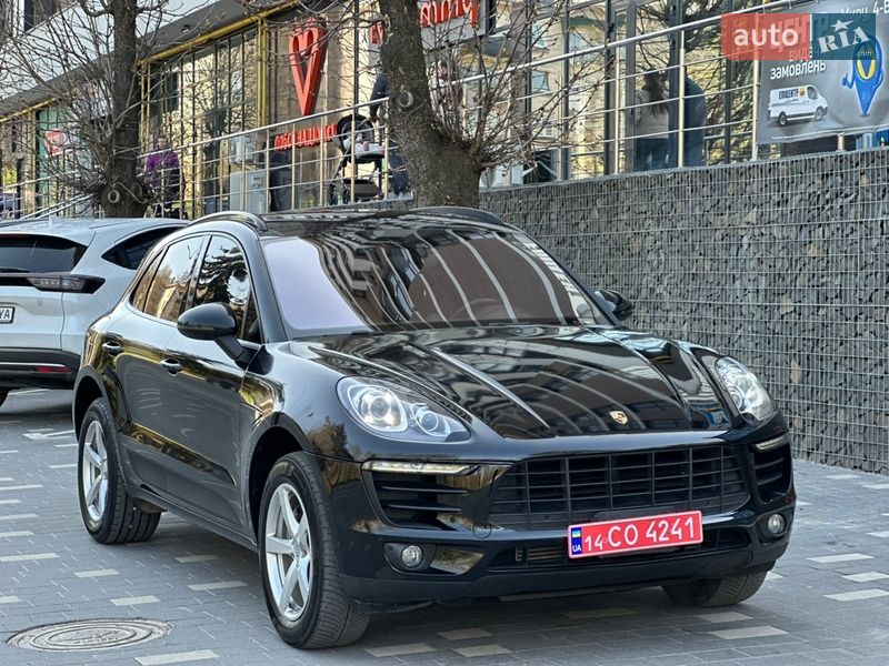 Позашляховик / Кросовер Porsche Macan 2018 в Тернополі