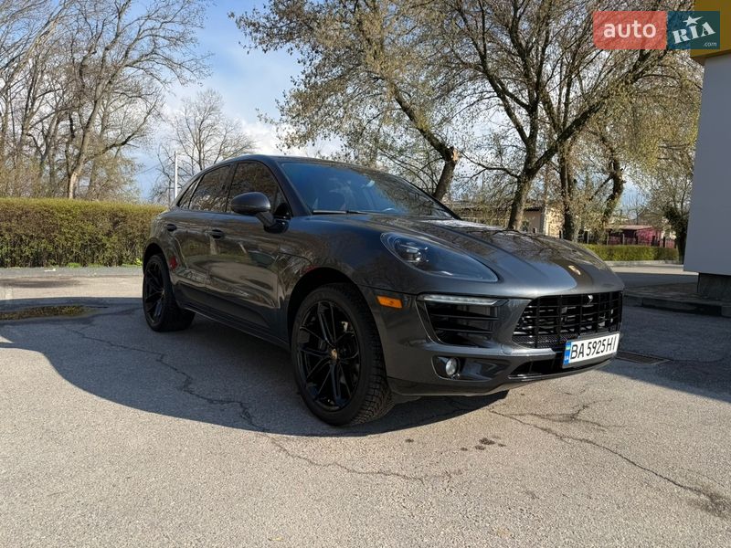 Внедорожник / Кроссовер Porsche Macan 2016 в Кропивницком