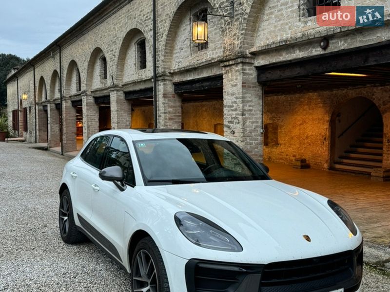 Внедорожник / Кроссовер Porsche Macan 2022 в Киеве