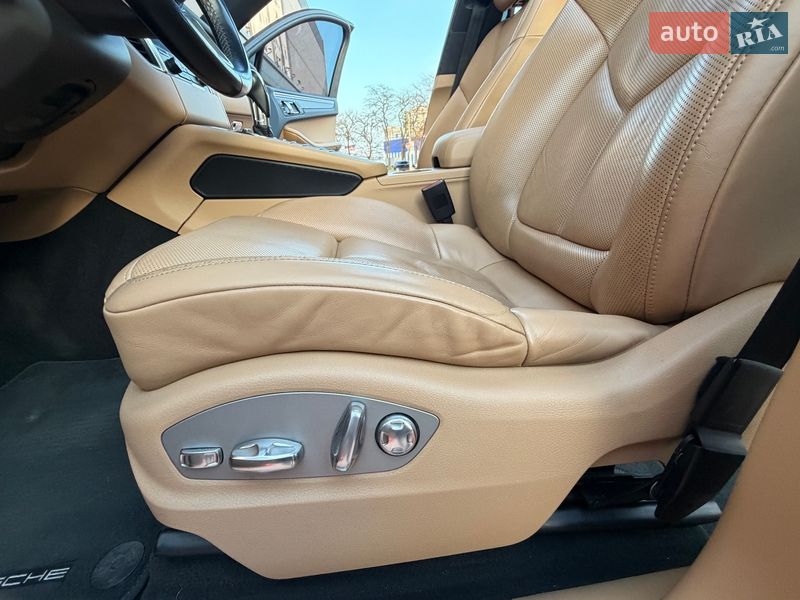 Внедорожник / Кроссовер Porsche Macan 2018 в Одессе