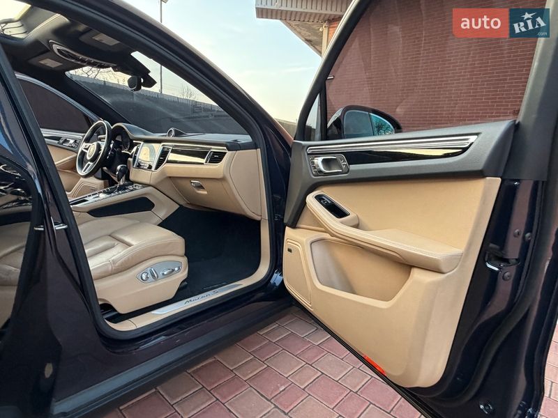 Внедорожник / Кроссовер Porsche Macan 2018 в Одессе