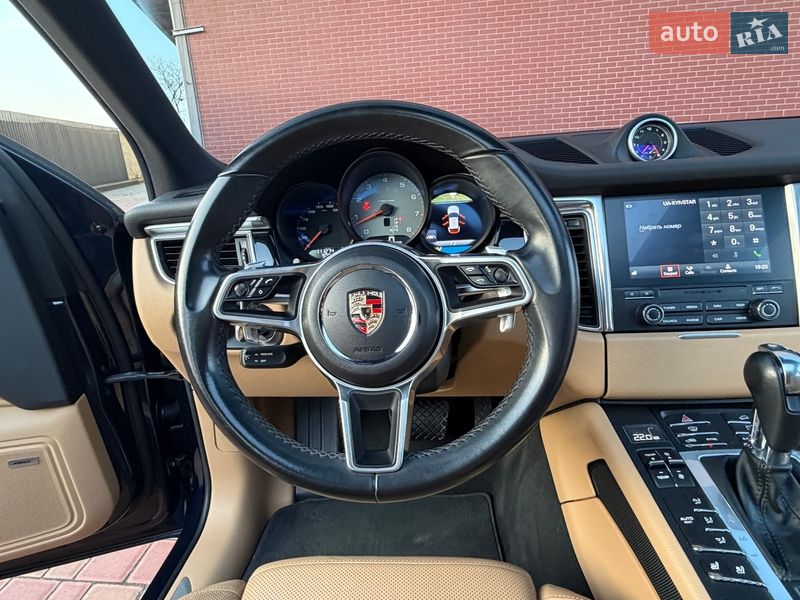 Внедорожник / Кроссовер Porsche Macan 2018 в Одессе