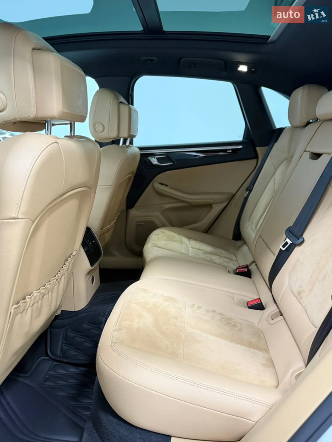 2017 Porsche Macan - мініатюра 31