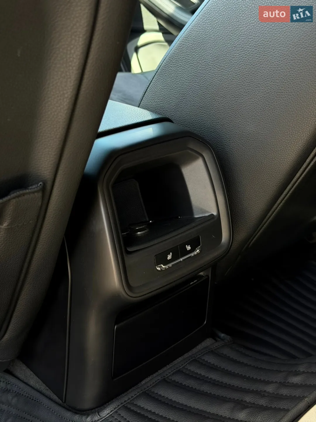 2014 Porsche Macan - мініатюра 15
