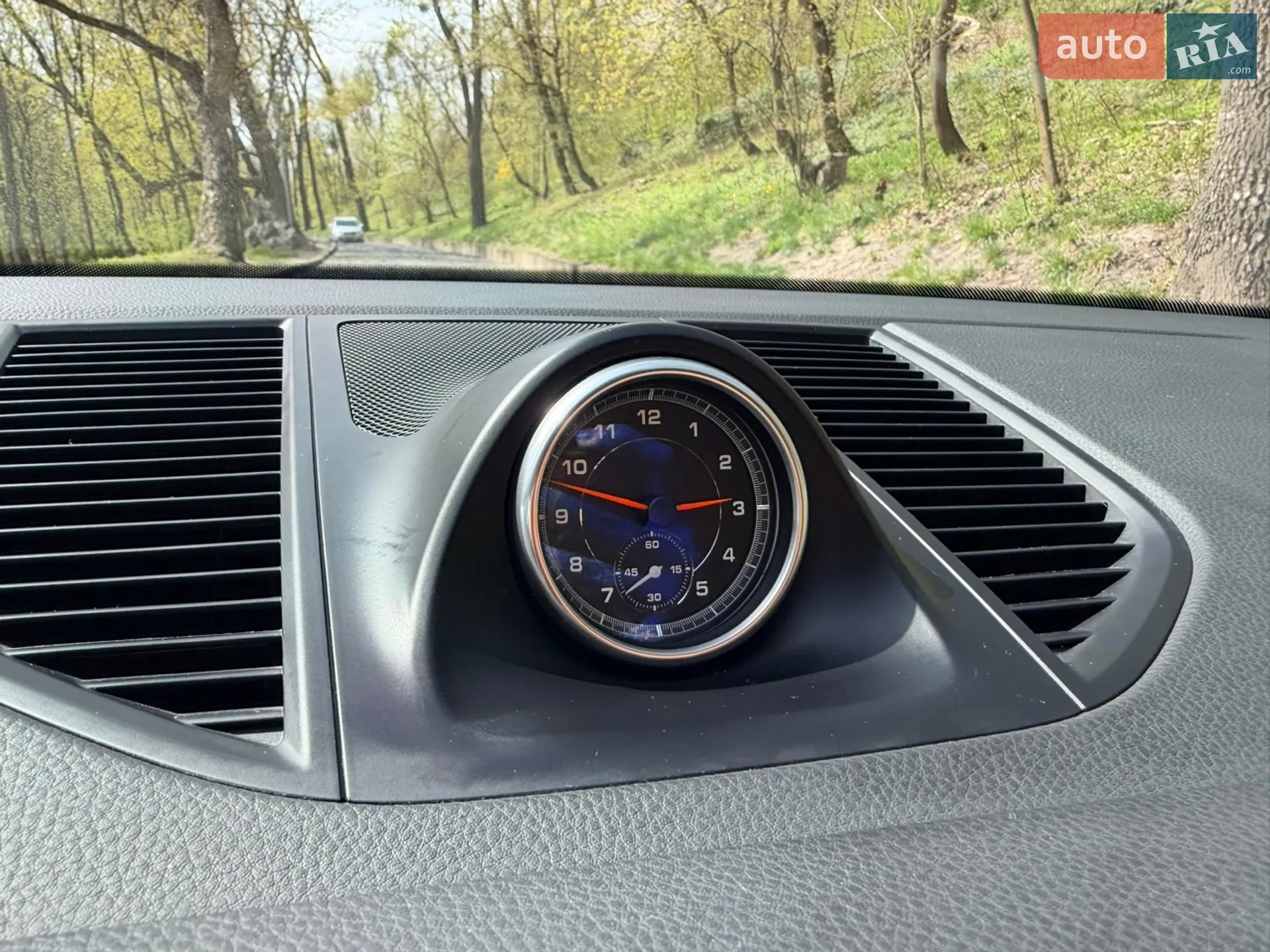 2018 Porsche Macan - мініатюра 23