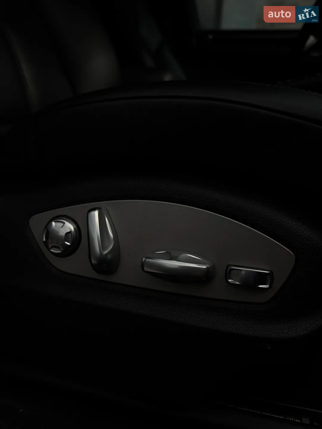 2020 Porsche Macan - мініатюра 27