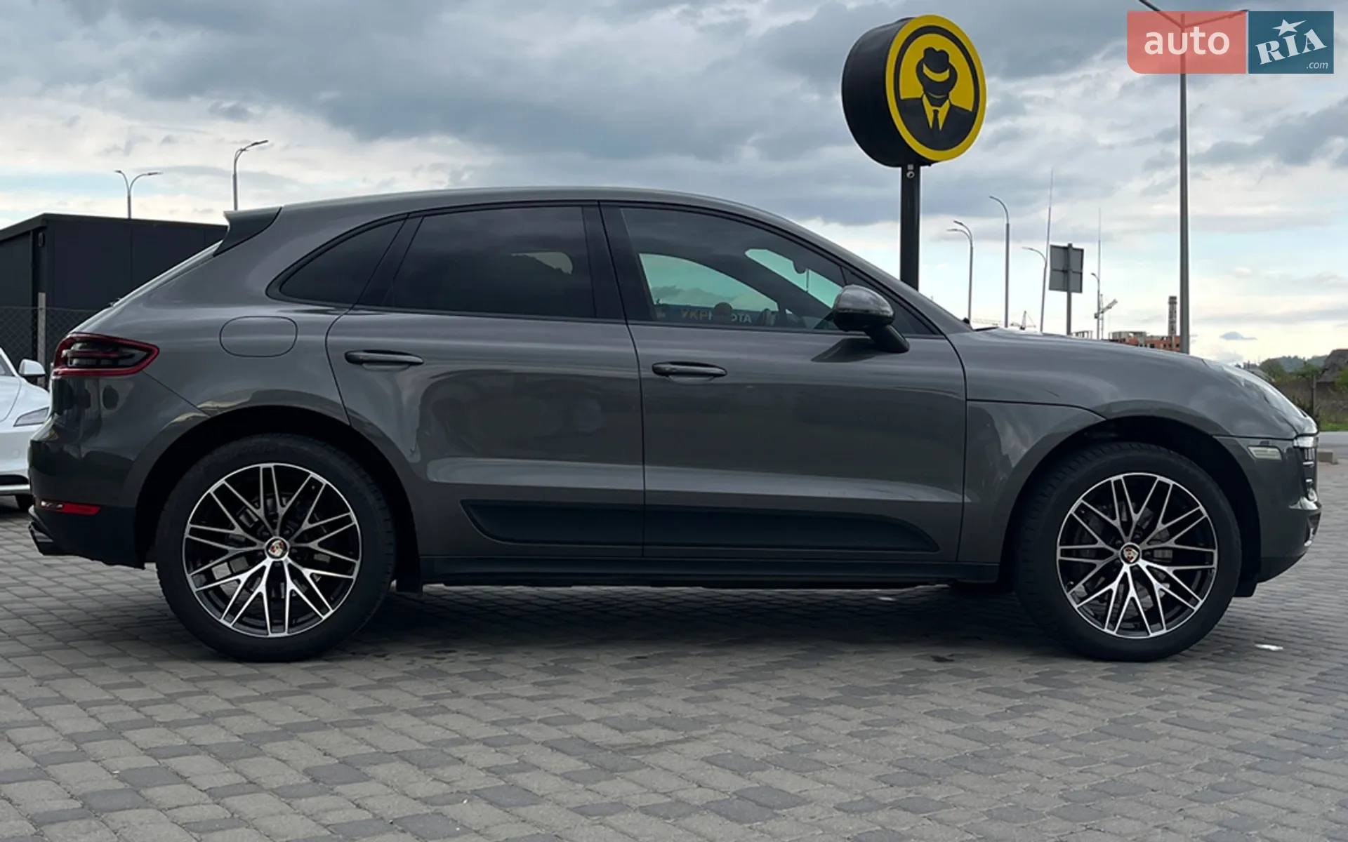 2017 Porsche Macan - мініатюра 8
