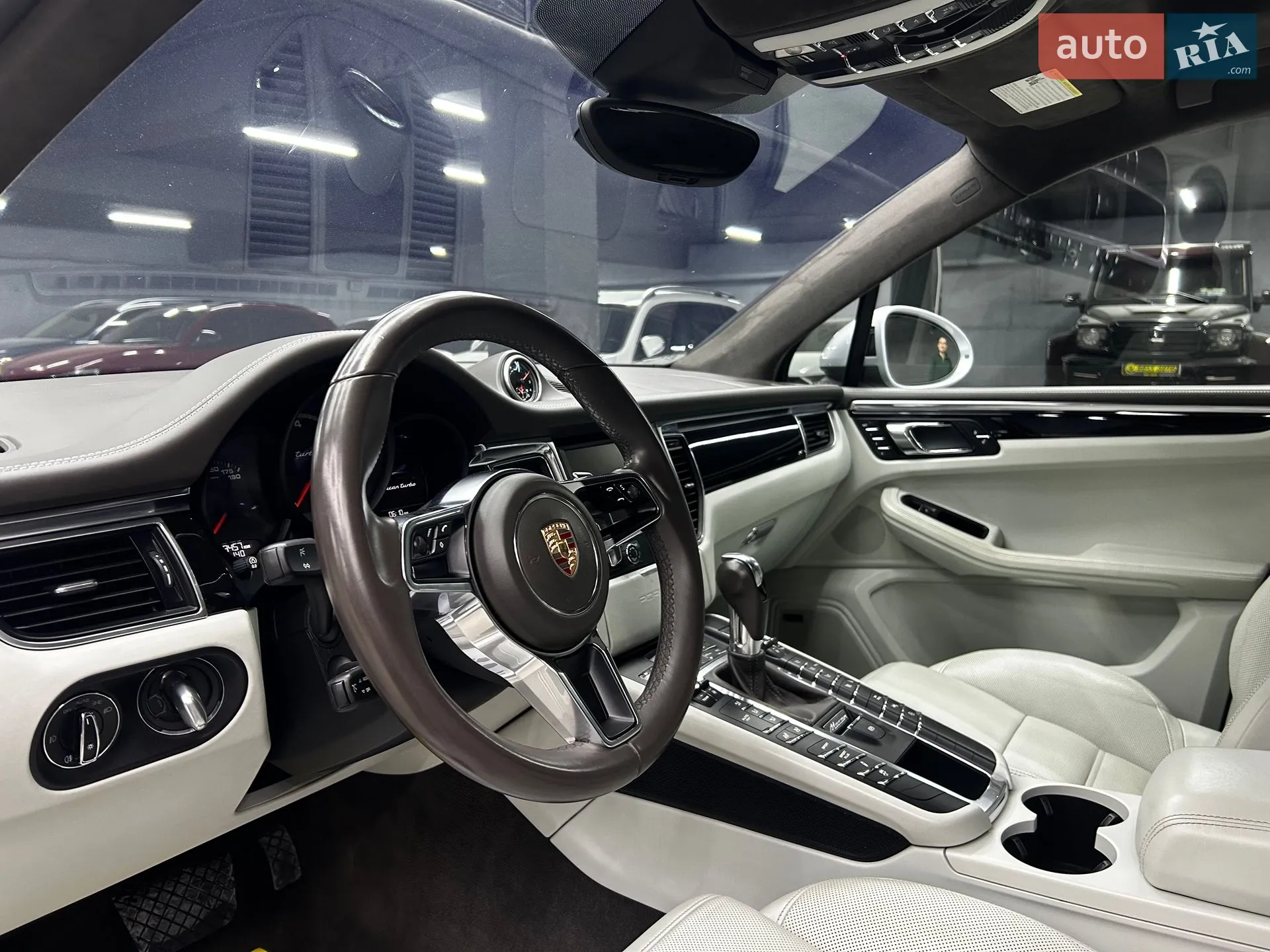 2015 Porsche Macan - мініатюра 13