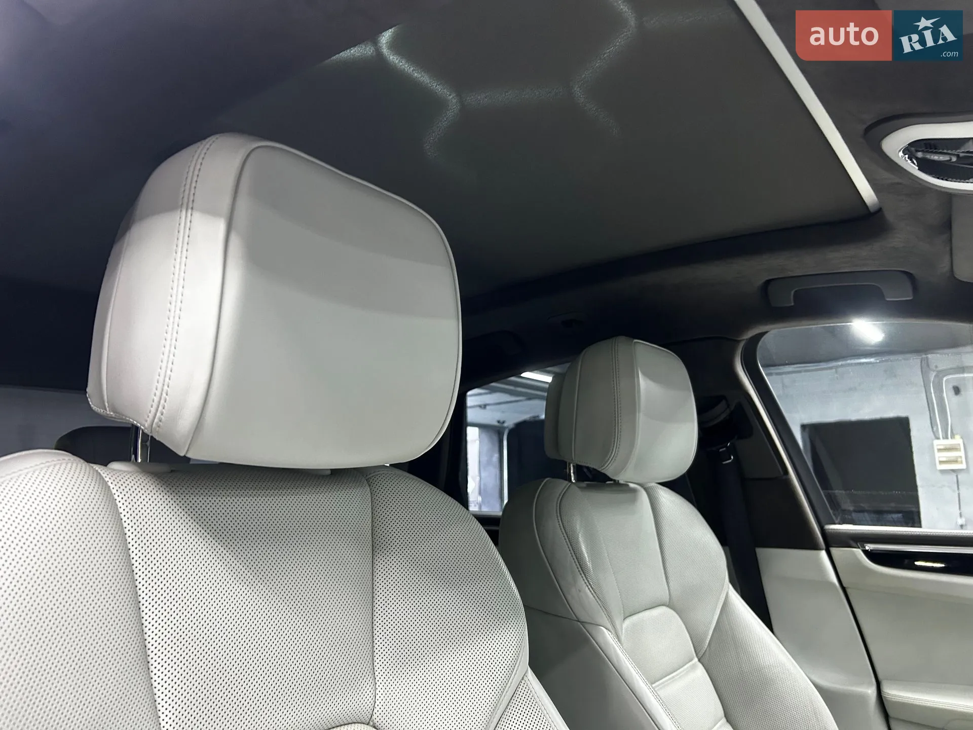 2015 Porsche Macan - мініатюра 28