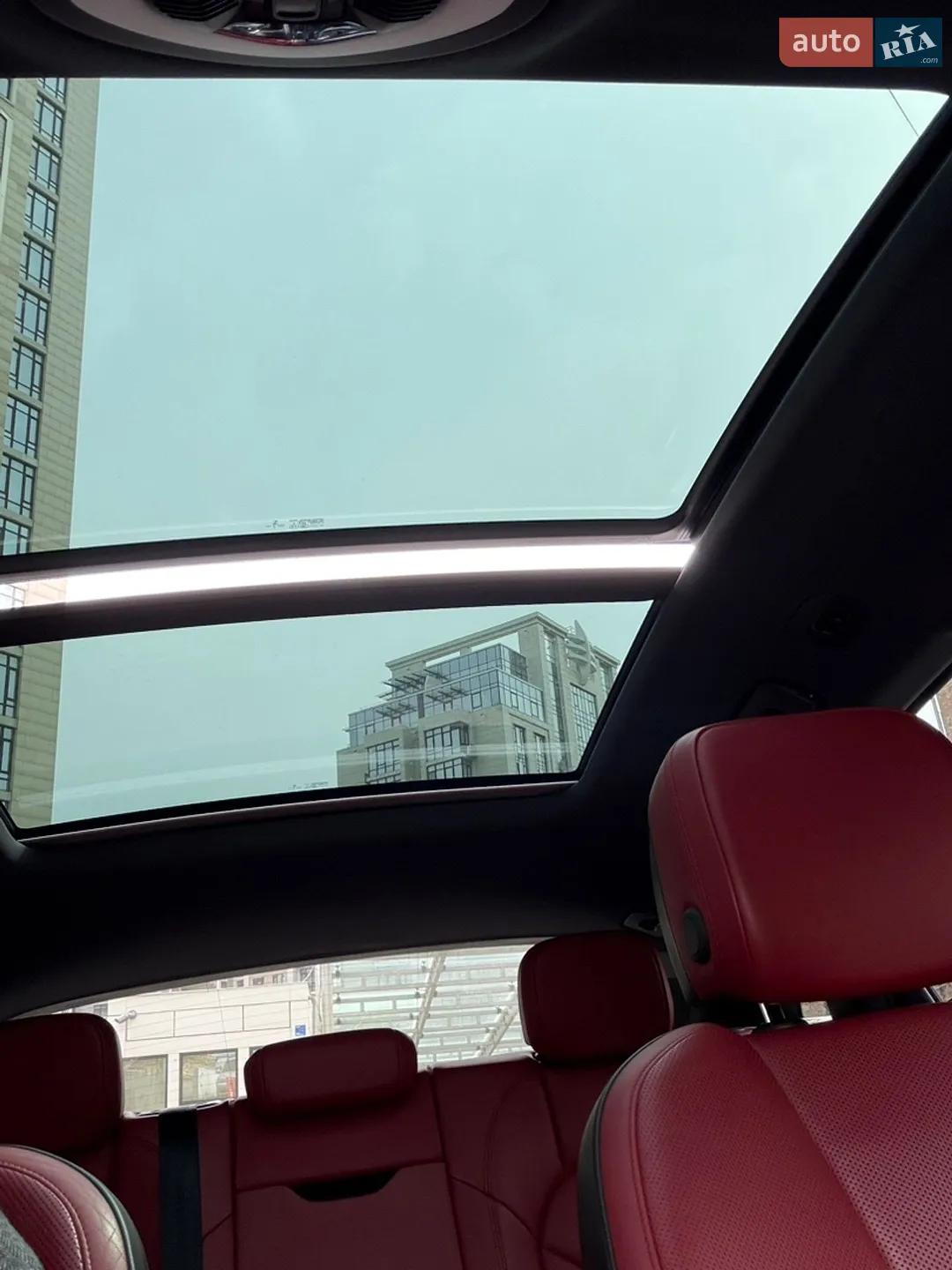 2018 Porsche Macan - мініатюра 6