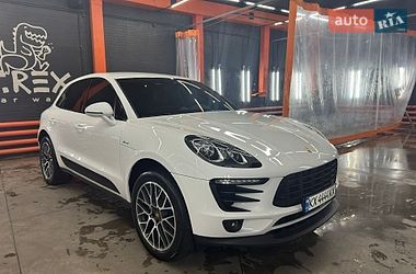 Позашляховик / Кросовер Porsche Macan 2016 в Києві
