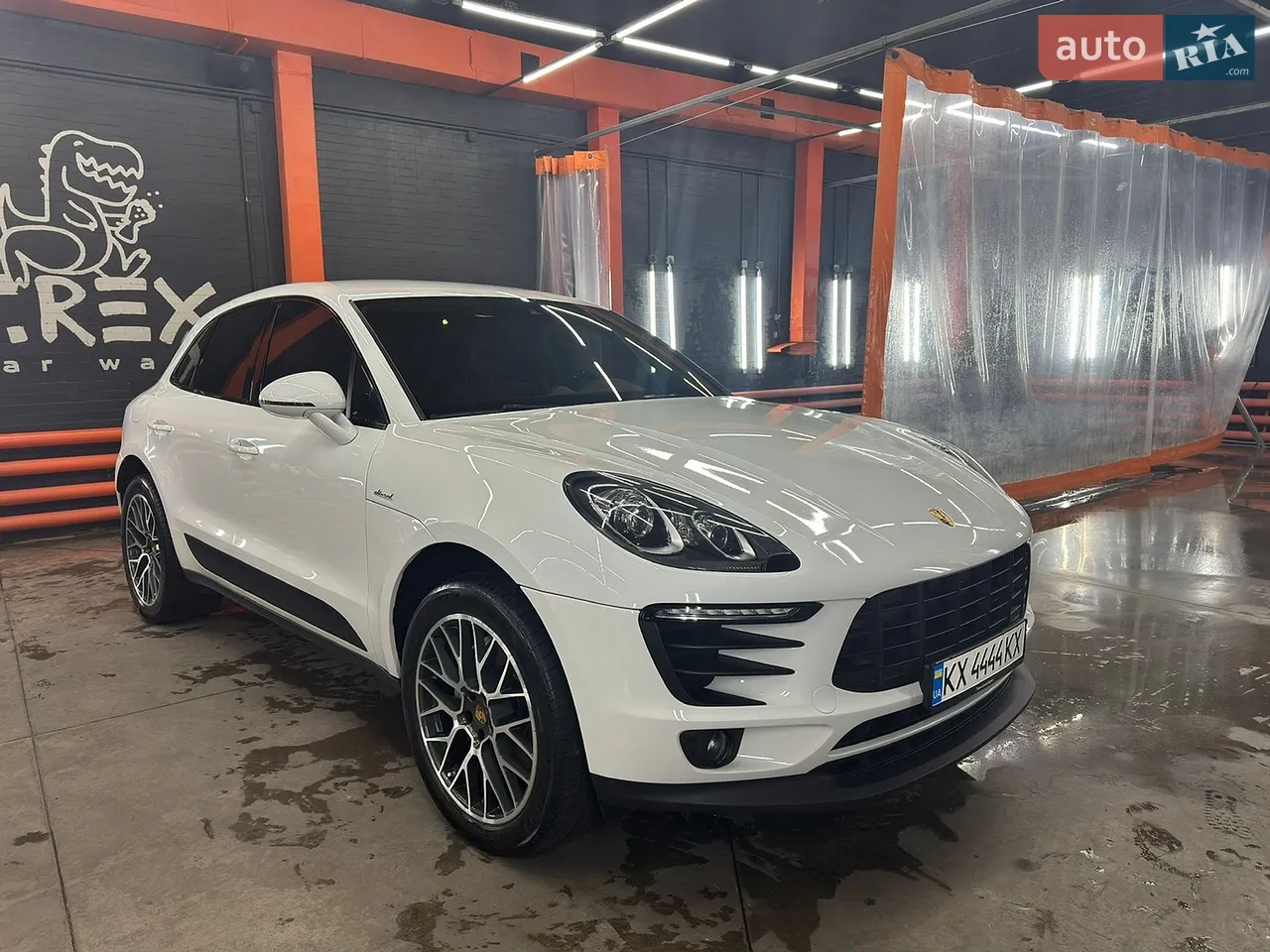 2016 Porsche Macan - мініатюра 19
