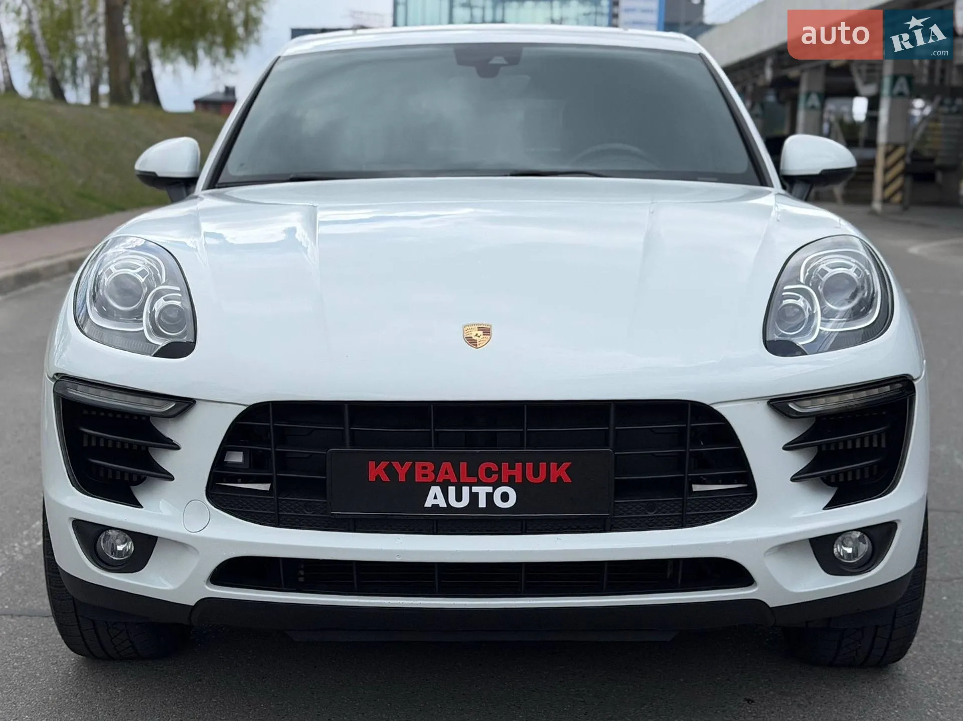 2016 Porsche Macan - мініатюра 2