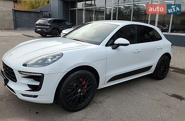 Позашляховик / Кросовер Porsche Macan 2016 в Дніпрі