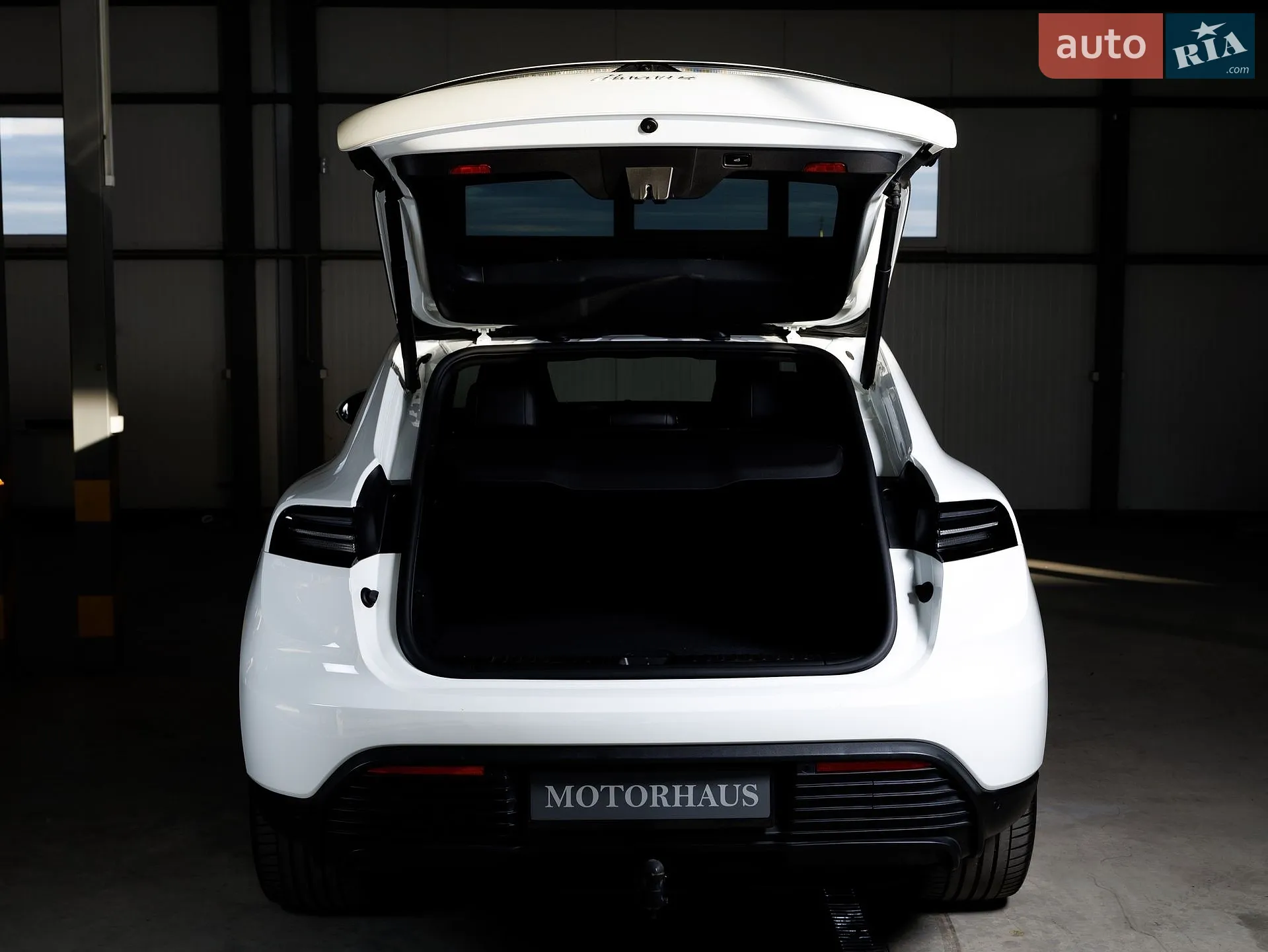 2024 Porsche Macan - мініатюра 19