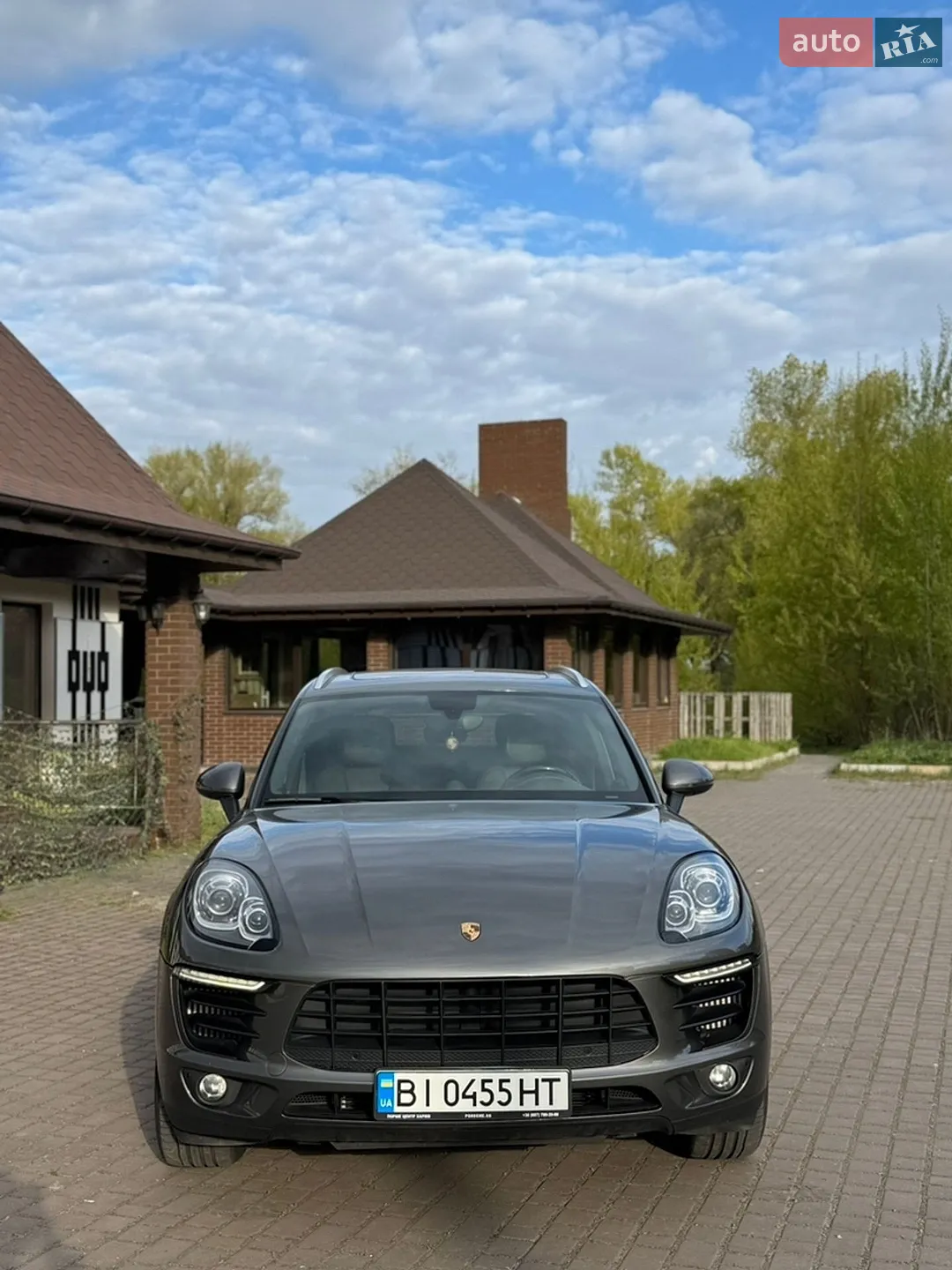 2016 Porsche Macan - мініатюра 2