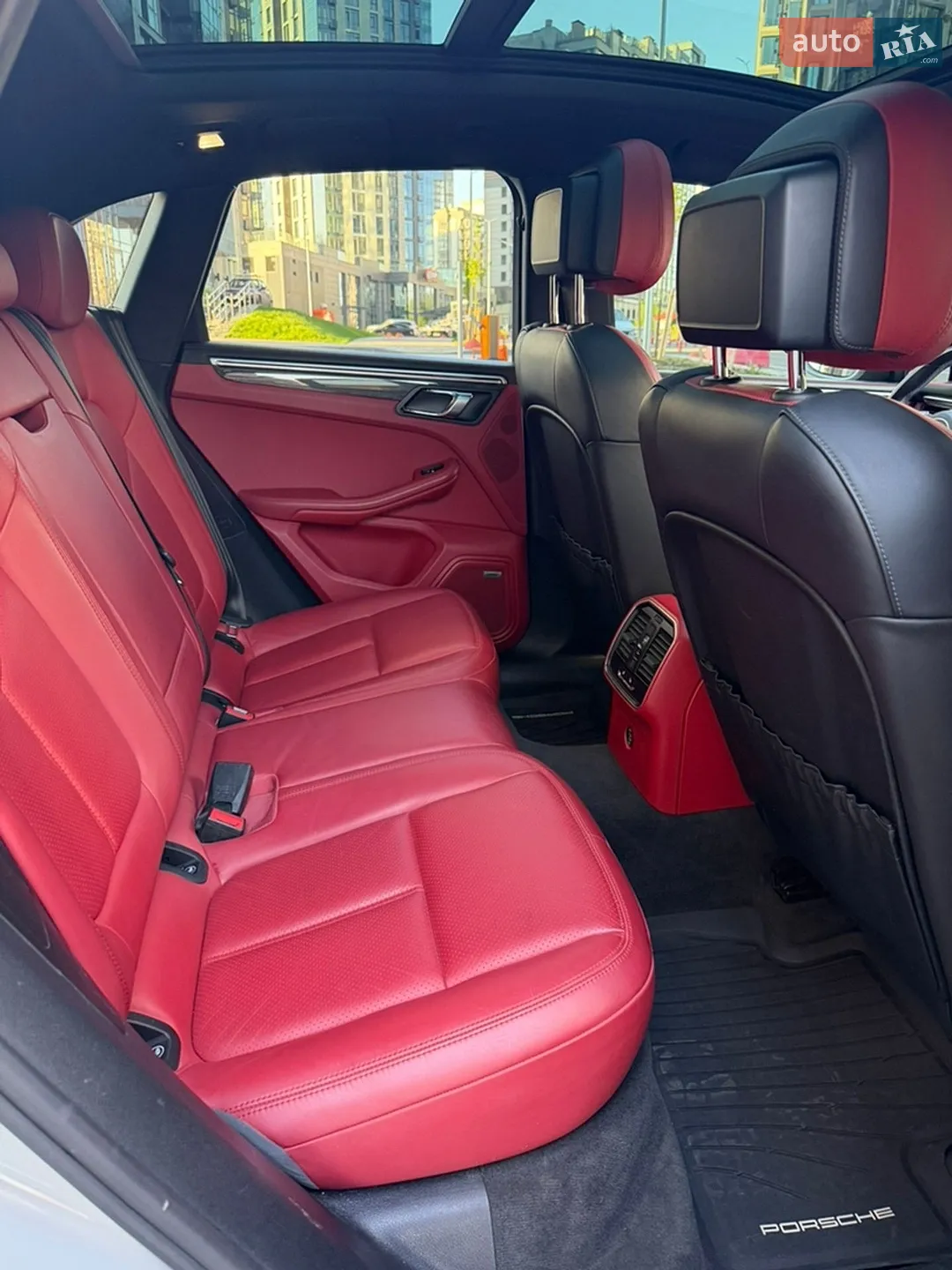 2019 Porsche Macan - мініатюра 14