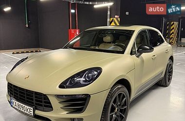 Внедорожник / Кроссовер Porsche Macan 2017 в Киеве